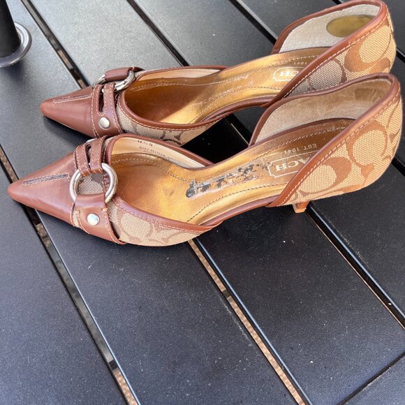 Vintage Coach Monogram Signature Kitten Heel Pumps, Brown Tan Leather Trim - Picture 5 of 7